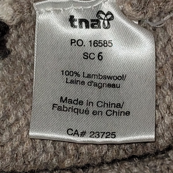 TNA Sweater (Small) - Picture 7 of 7